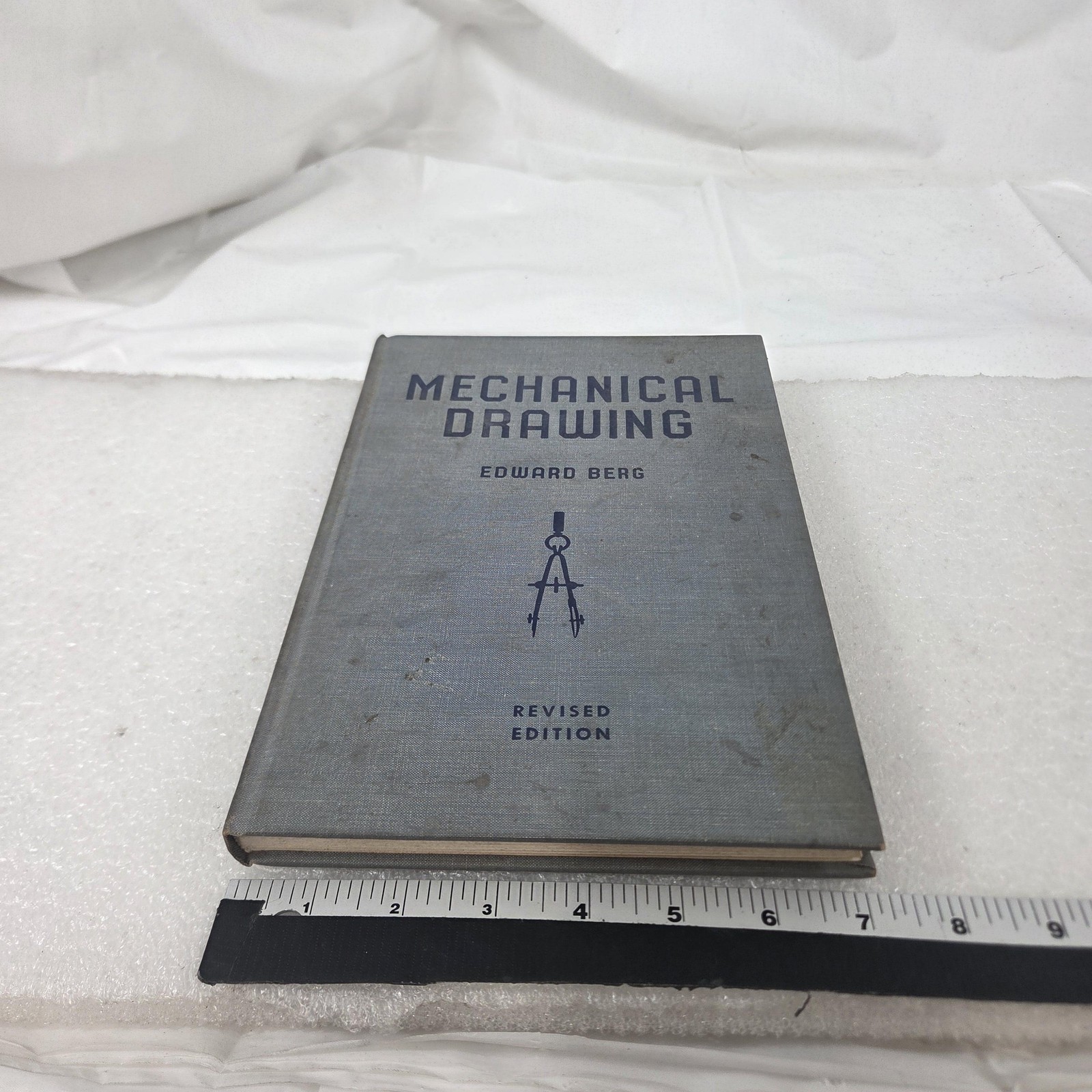 Vintage 1962 Mechanical Drawing Edward Berg 5th Revised Edition Hardcover Book