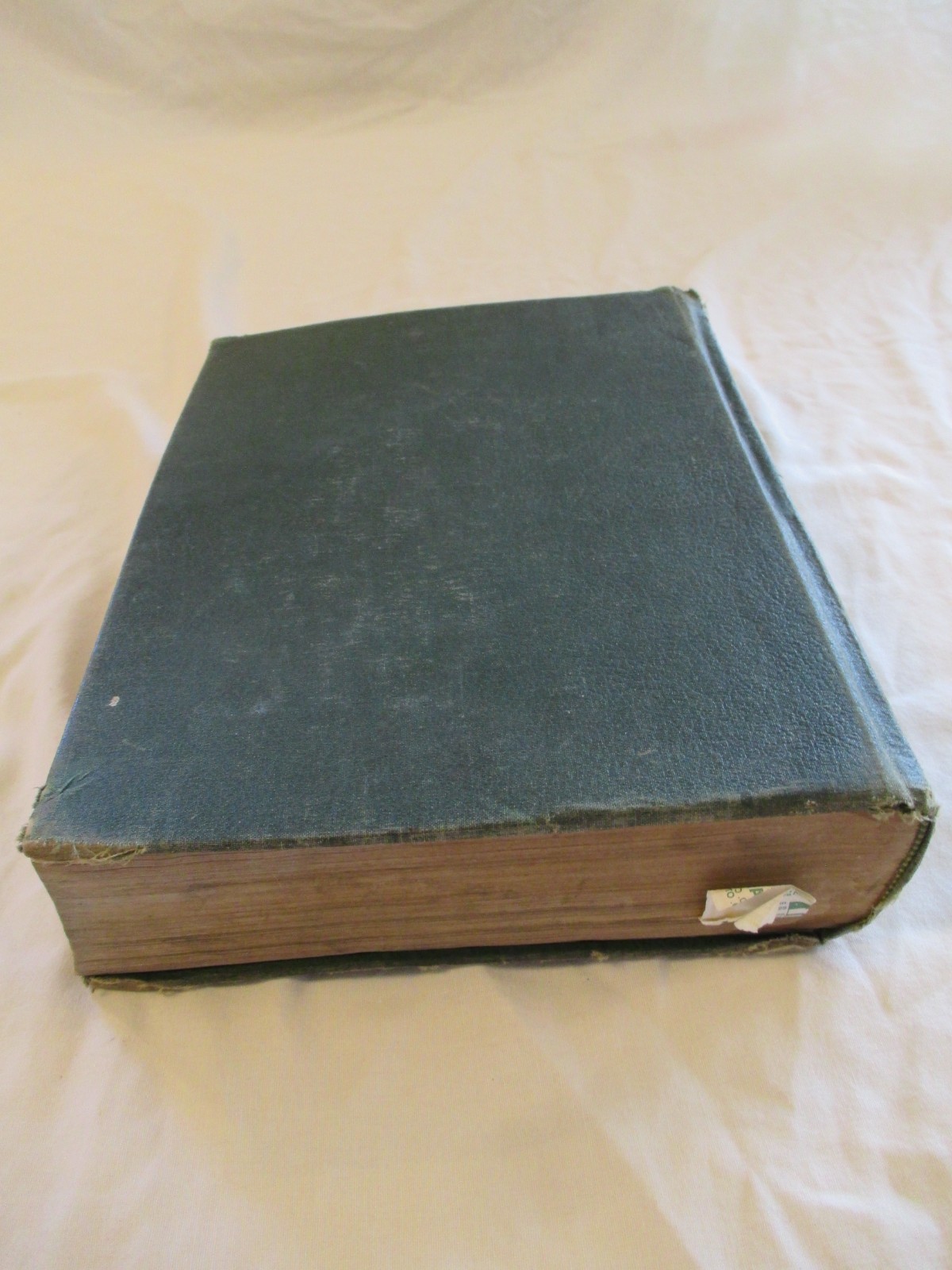 Vintage Chilton 1969 Motor Age Auto Repair Manual Hard Cover. Pro. Edition