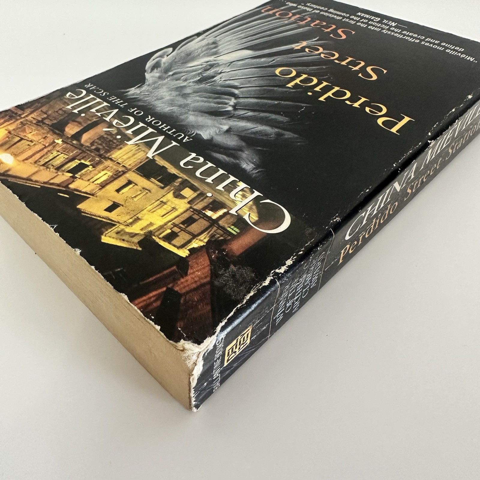 Perdido Street Station by China Miéville (2001) USED • Acceptable • PAPERBACK