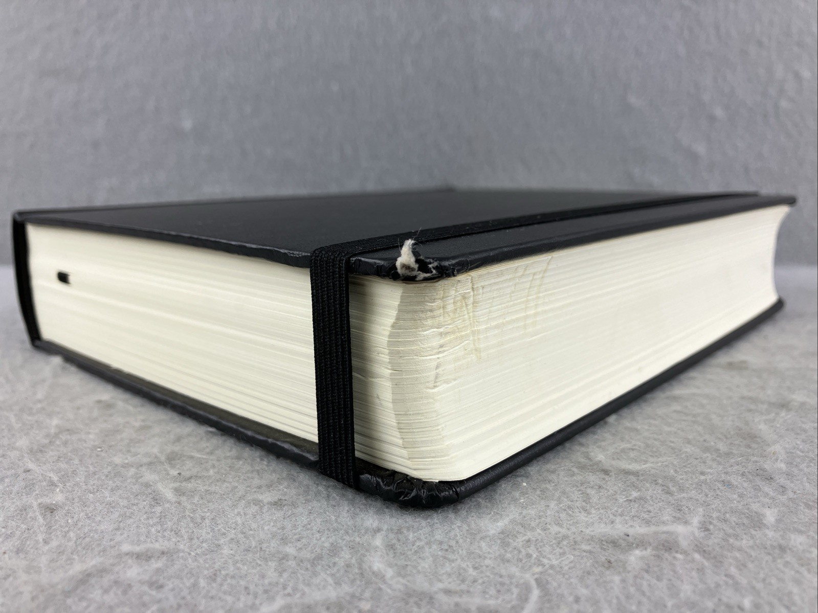 Single Column Journaling Bible (Black) English Standard Version ESV CLEAN PAGES