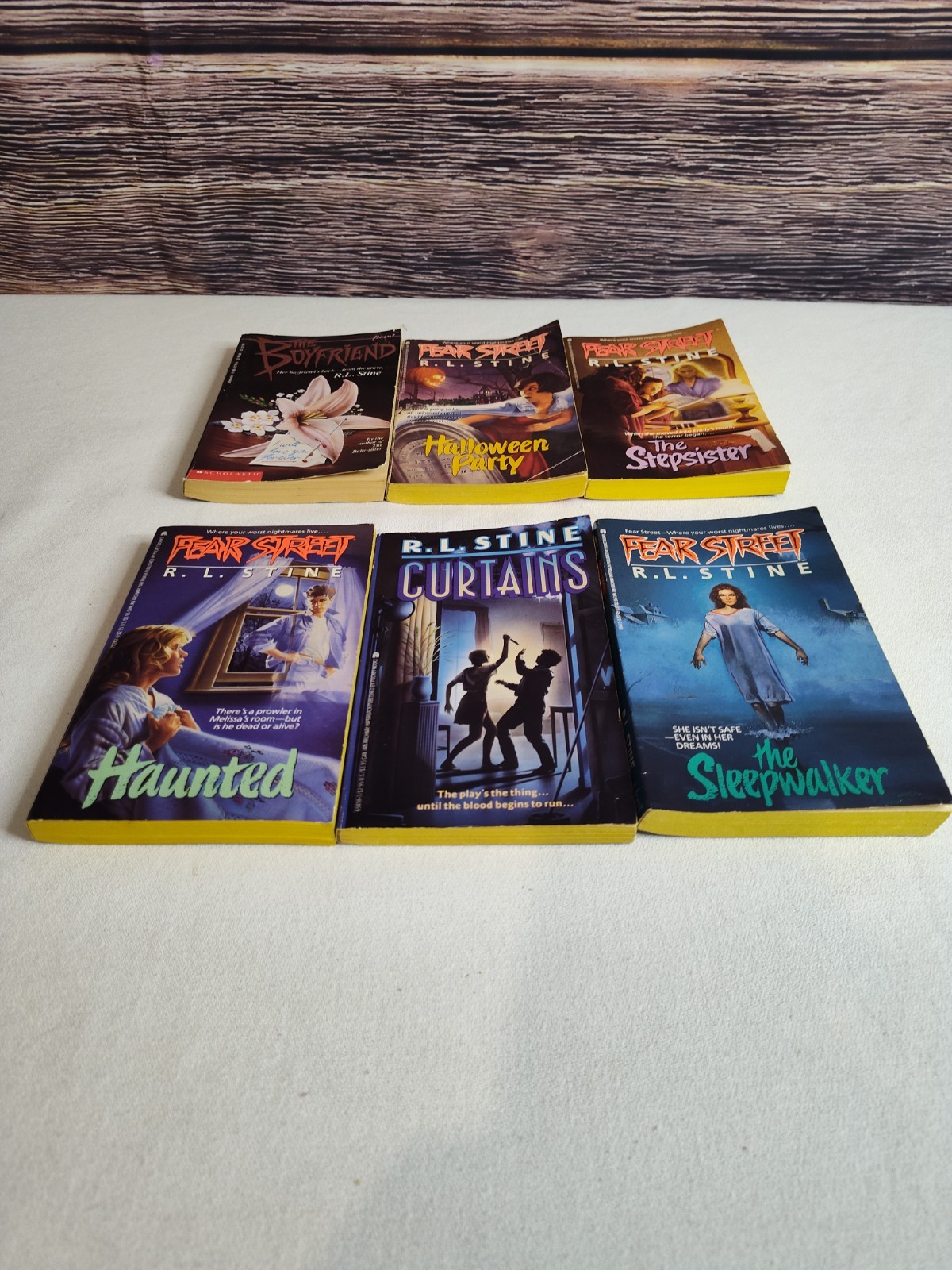 Vintage R.L. Stine Book Lot 15