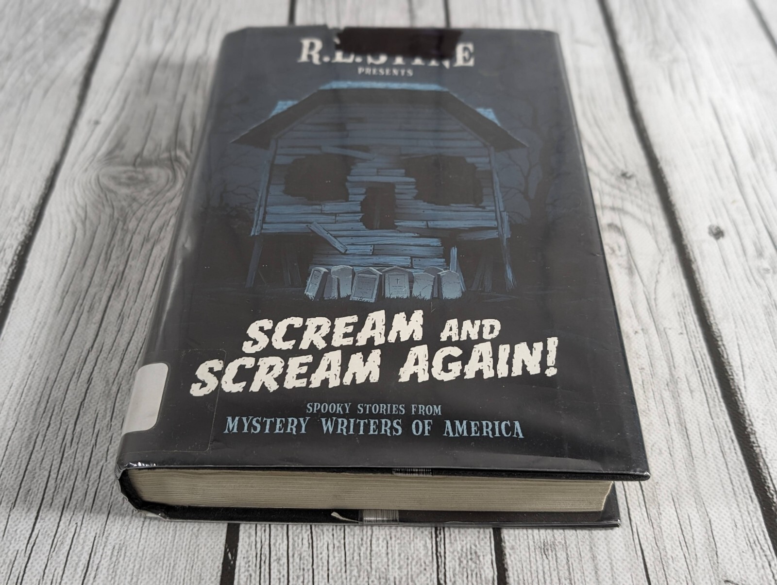 R.L. Stine Presents: Scream and Scream Again! -HC/DJ-1st Ed./1st print-Harper