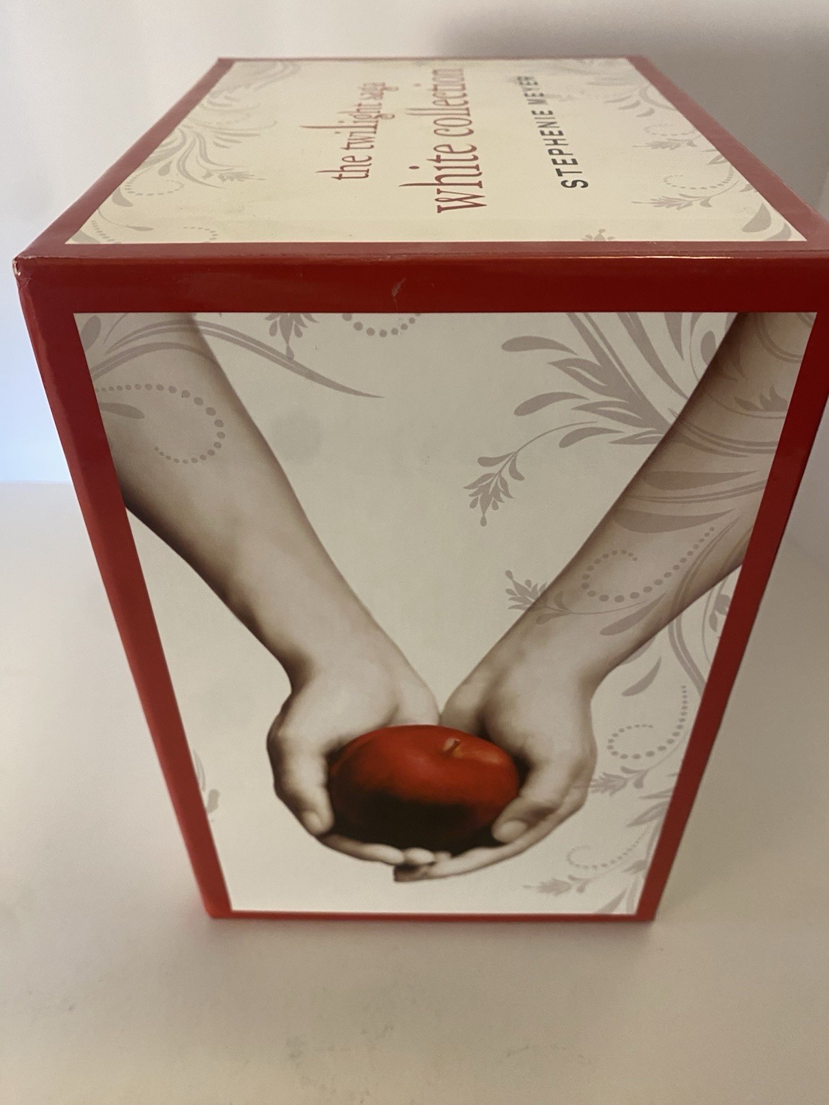 The Twilight Saga White Collection- Stephanie Meyer- Missing 1 Book