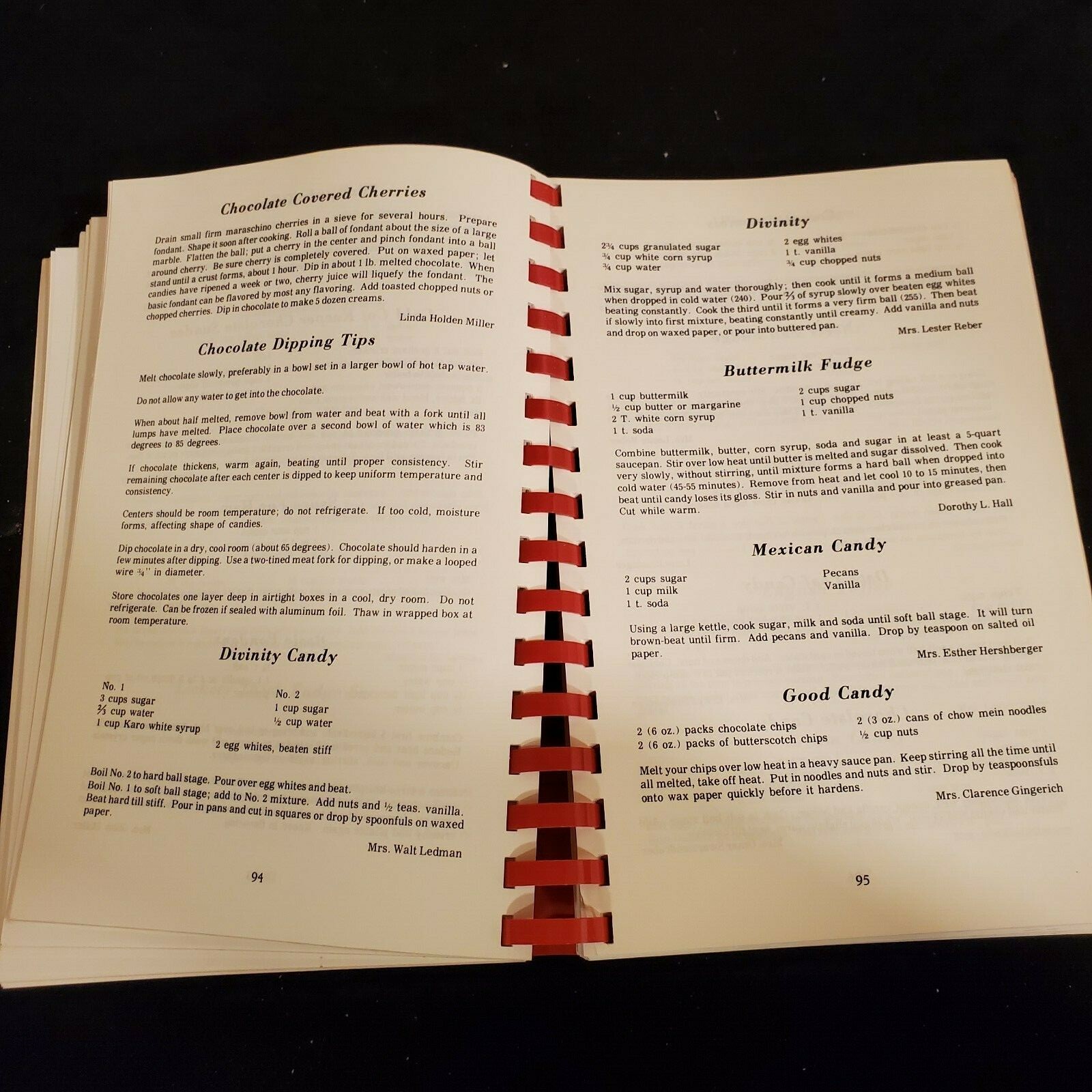 1982 Kalona Historical Village Cook Book 264 Pages by Committee