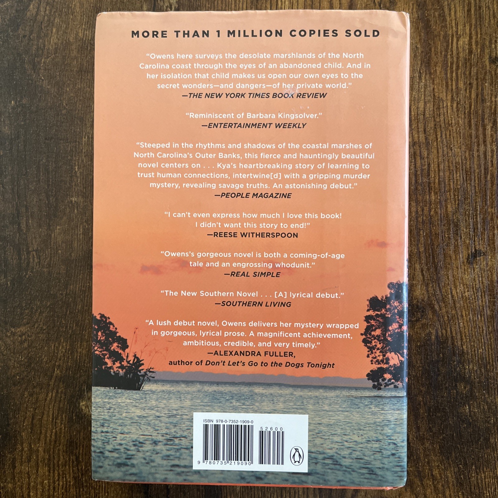 Beautiful SIGNED Copy Of „Where The Crawdads Sing“ By Delia Owens