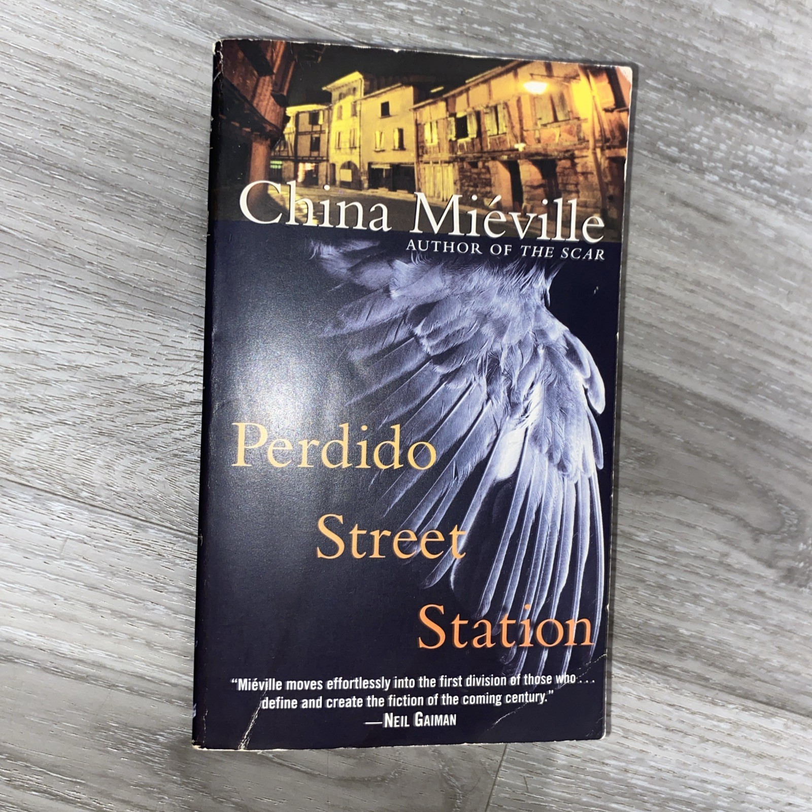 Perdido Street Station by China Miéville (2003, Mass Market)
