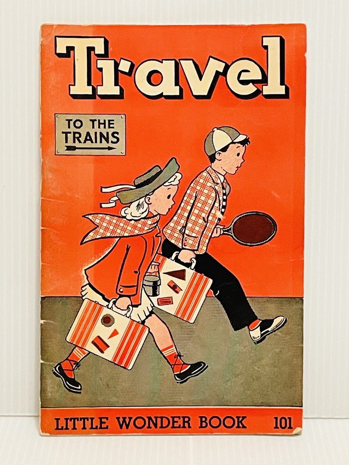 Little Wonder Book Lot of 10 in red covers little books from the 1940s pre-owned