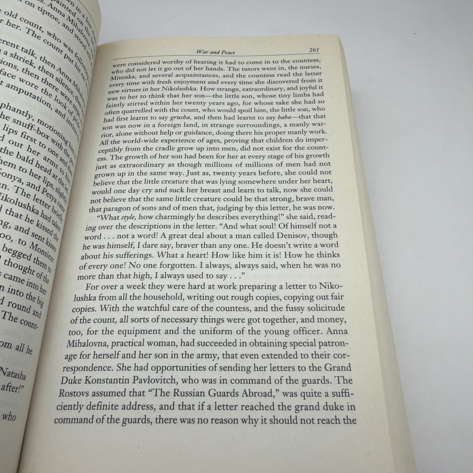 War and Peace (Modern Library Classics) – Paperback By Tolstoy, Leo