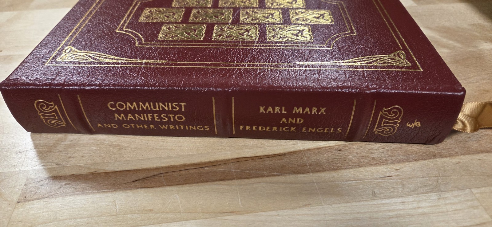 Easton Press Communist Manifesto & Other Writings Marx Engels Leather 2005