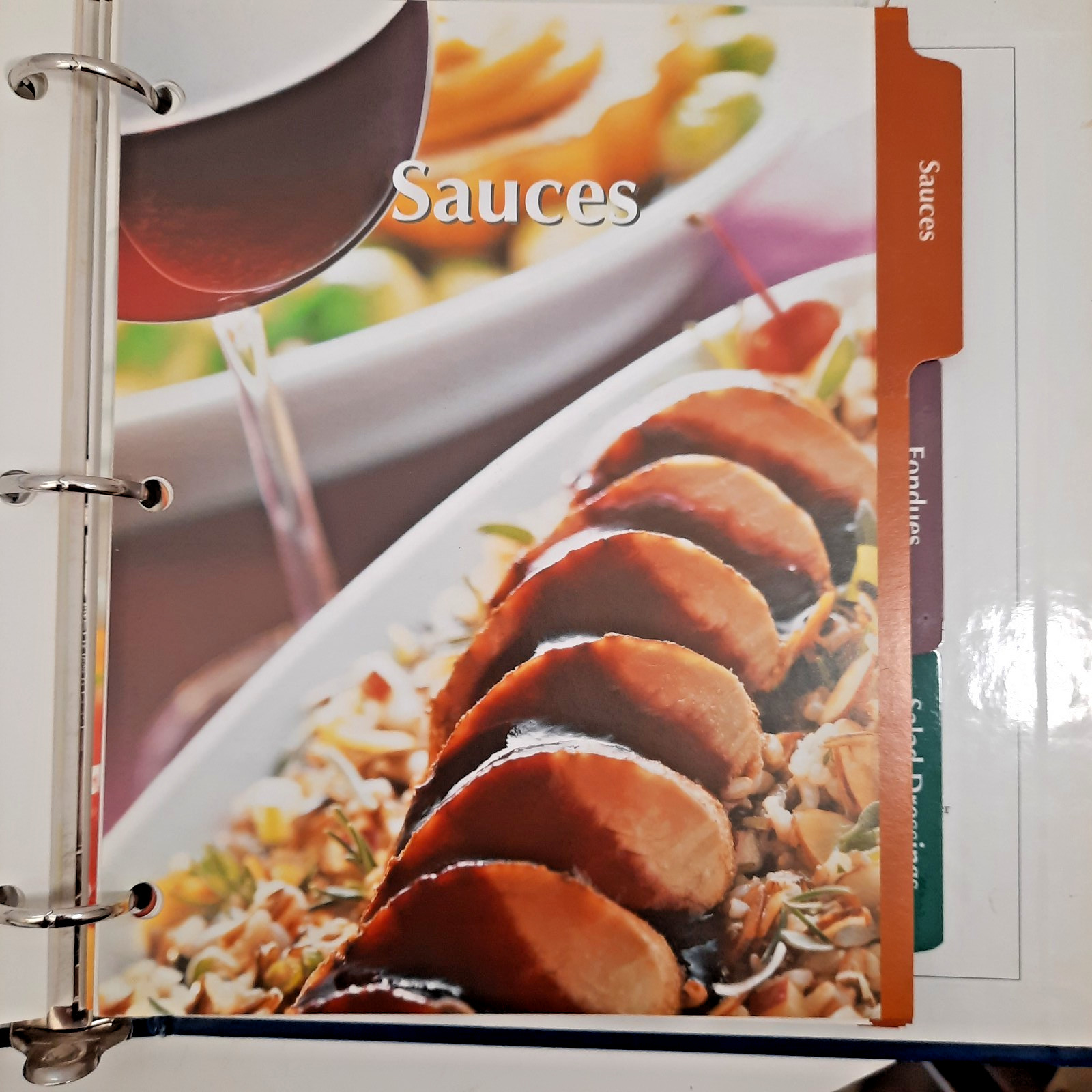 Vita Mix Whole Food Recipes For Better Living Binder Cookbook 260 page Very Good