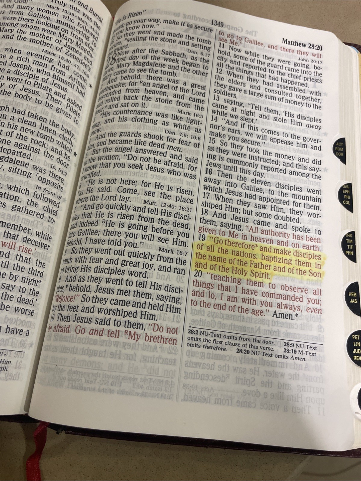 Holy Bible NKJV Giant Print Concordance Red Letter 1992 Thomas Nelson Leather
