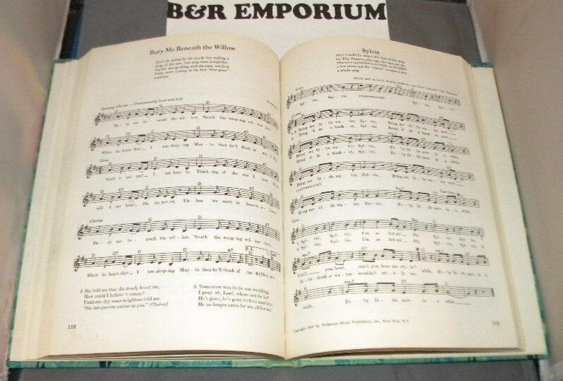 The Weavers‘ Song Book – (1960 Harper & Brothers) – Hardcover, 177 pages