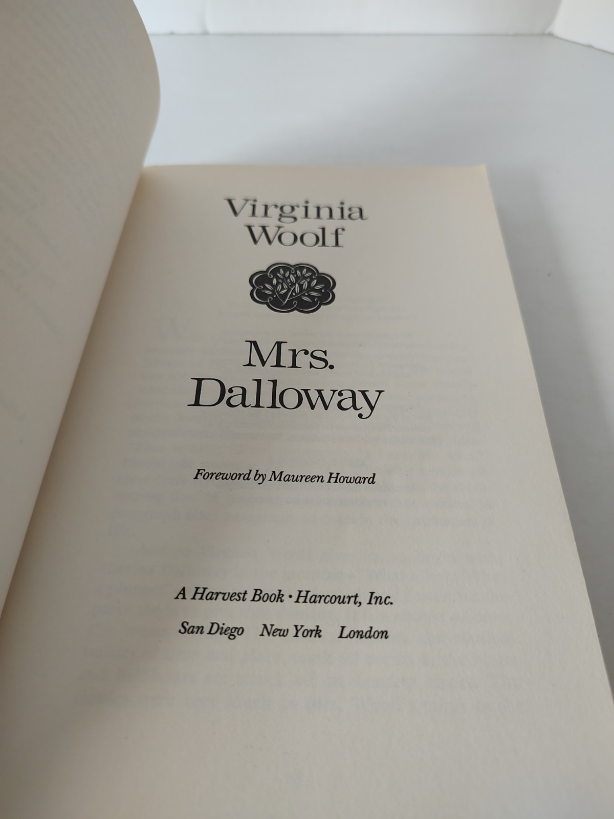 Mrs. Dalloway: The Virginia Woolf Library Authorized Edition by Virginia Woolf