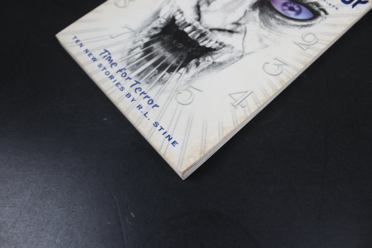 Nightmare Hour R.L. Stine 2000 First Avon Edition Illustrated Horror PB VG