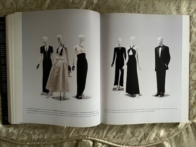 Giorgio Armani Guggenheim Museum exhibition catalog 10.5×12″ book hardcover New