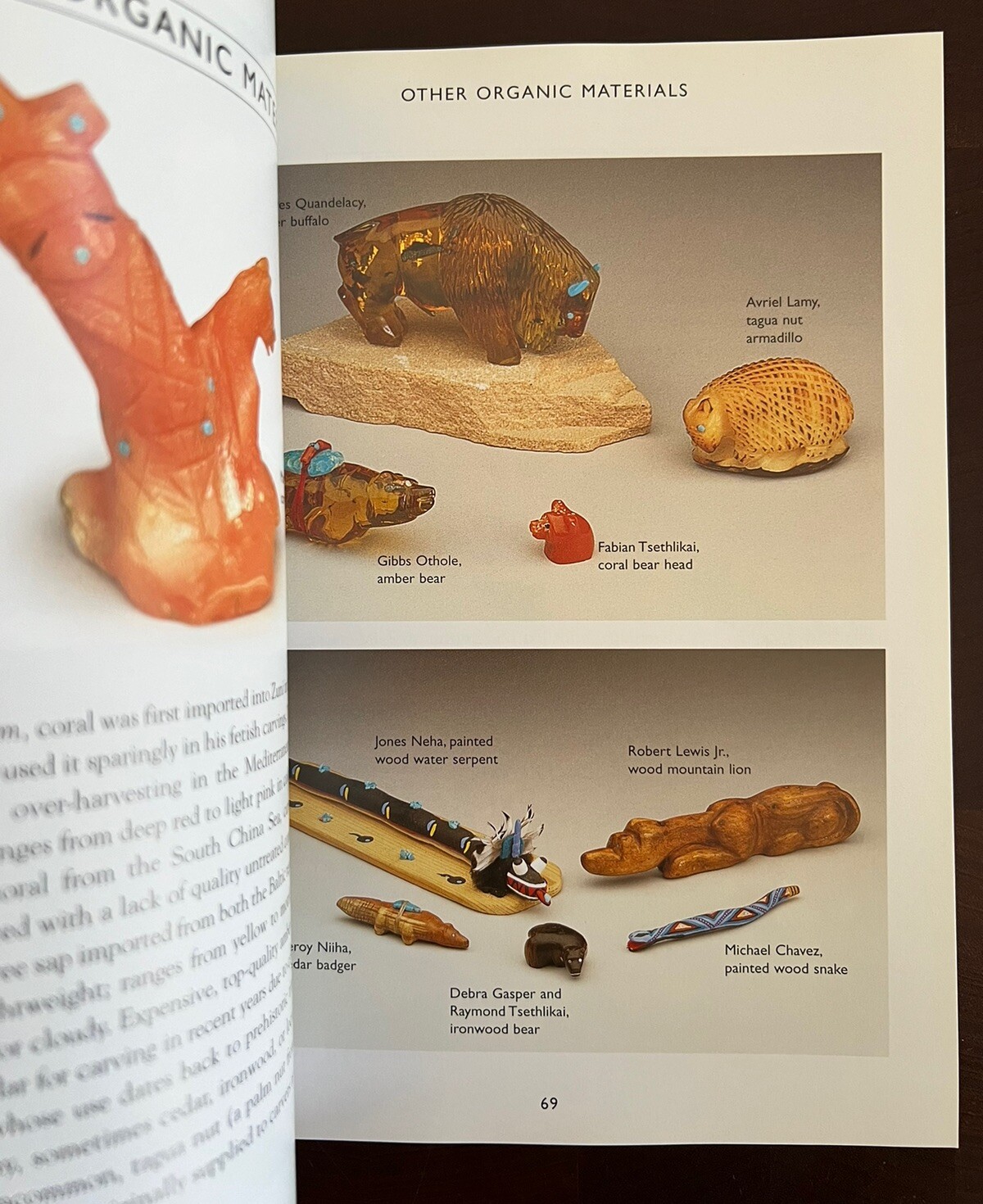 Zuni Fetishes & Carvings Book Kent McManis 2004 Expanded Edition 144 Pages
