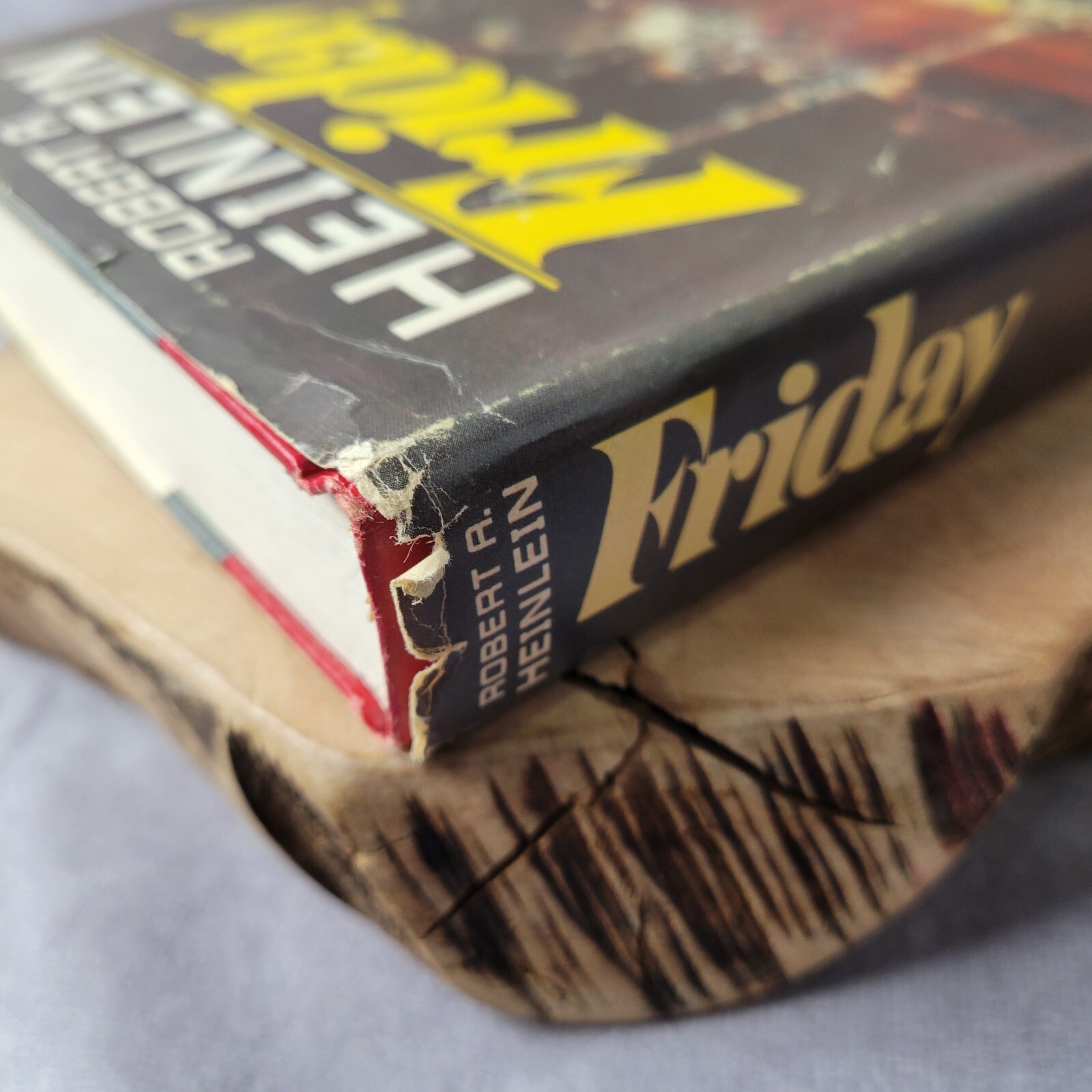 Friday by Robert A. Heinlein 1982 Hardcover With DJ Book Club Edition BCE