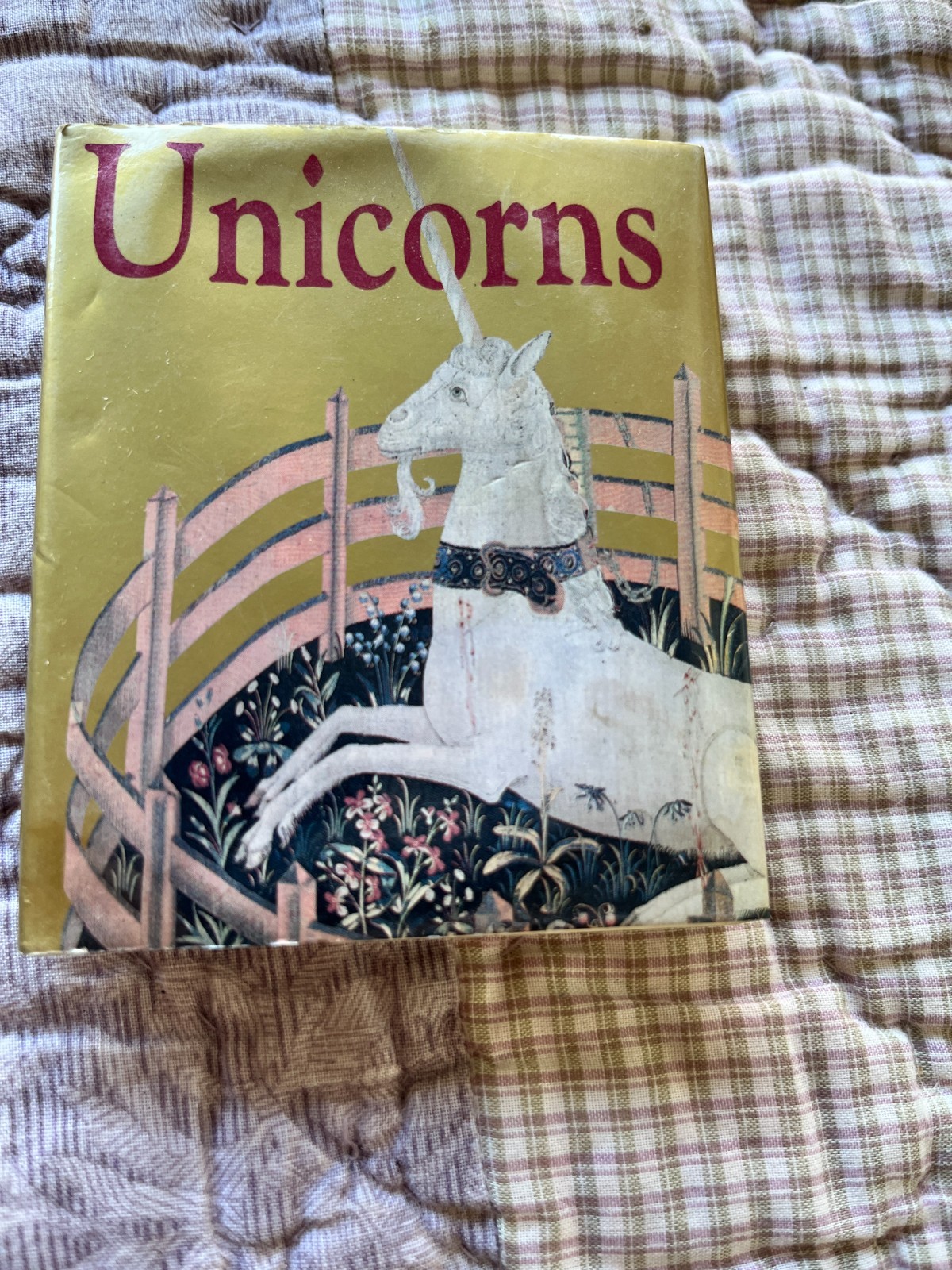 Unicorns Fantasy Mythical Creatures Illustrated Mini Gift Book