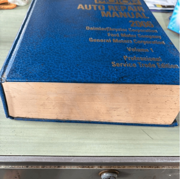 Motor’s Auto Repair Manual 2006 Volume 1