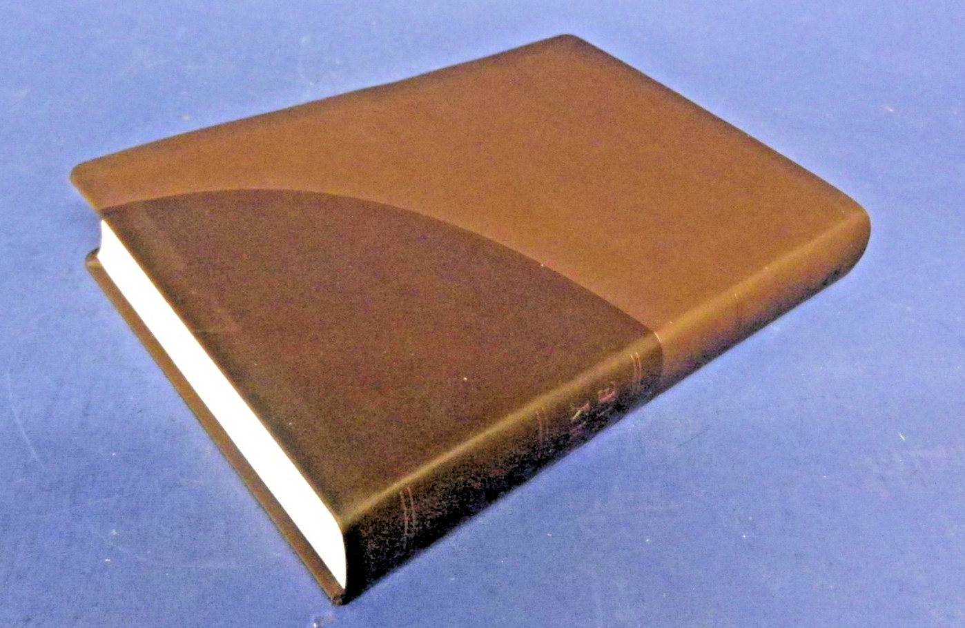NIV Super Giant Print Reference Bible 16.5-Point Print Size Chocolate Cover