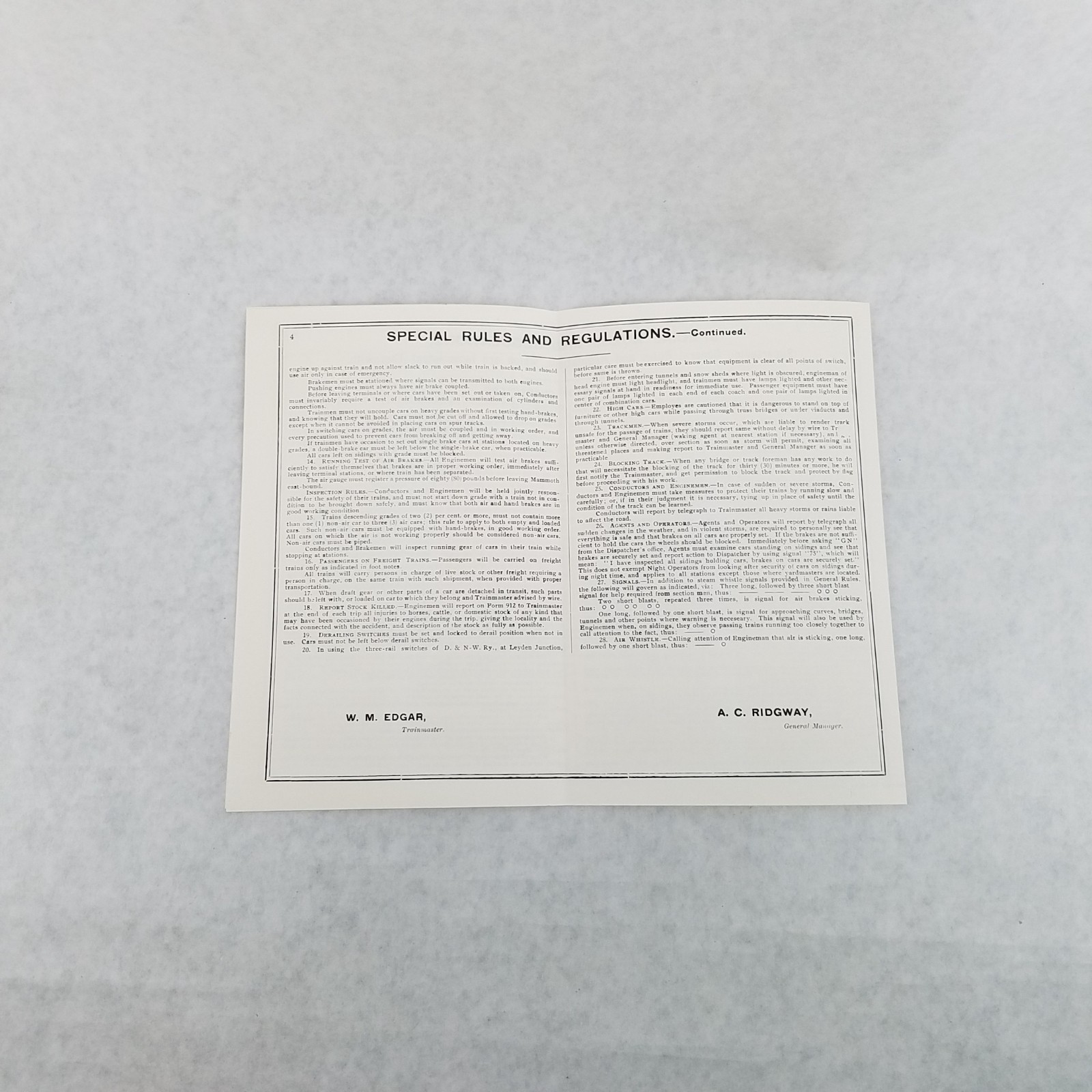 Rails That Climb: Narrative History of the Moffat Road w/ Foldout Map & Inserts