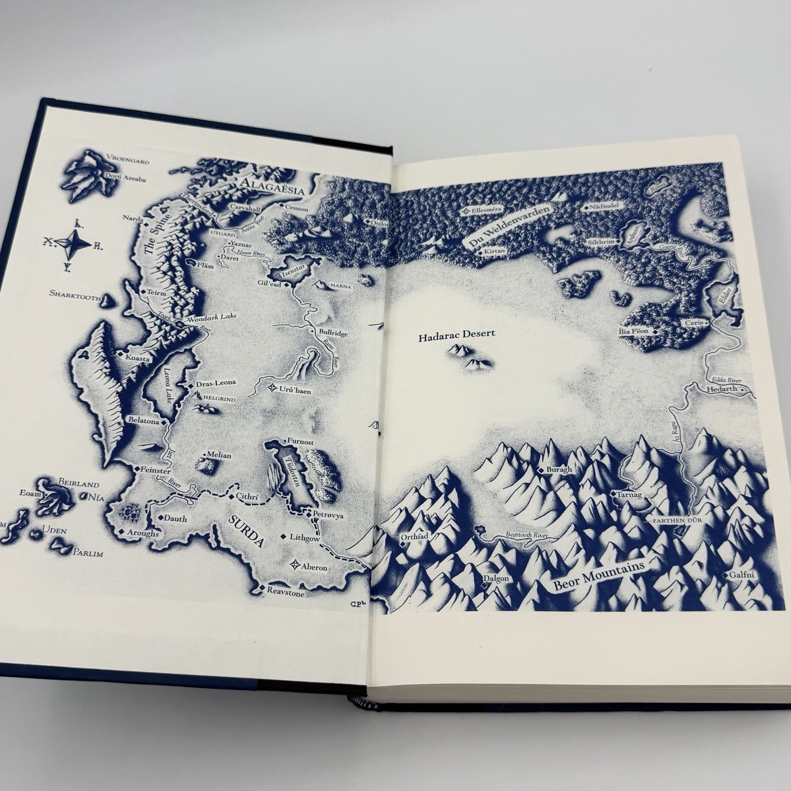 Eragon – Christopher Paolini (1st edition thus, 1st print) Alfred A. Knopf, 2003