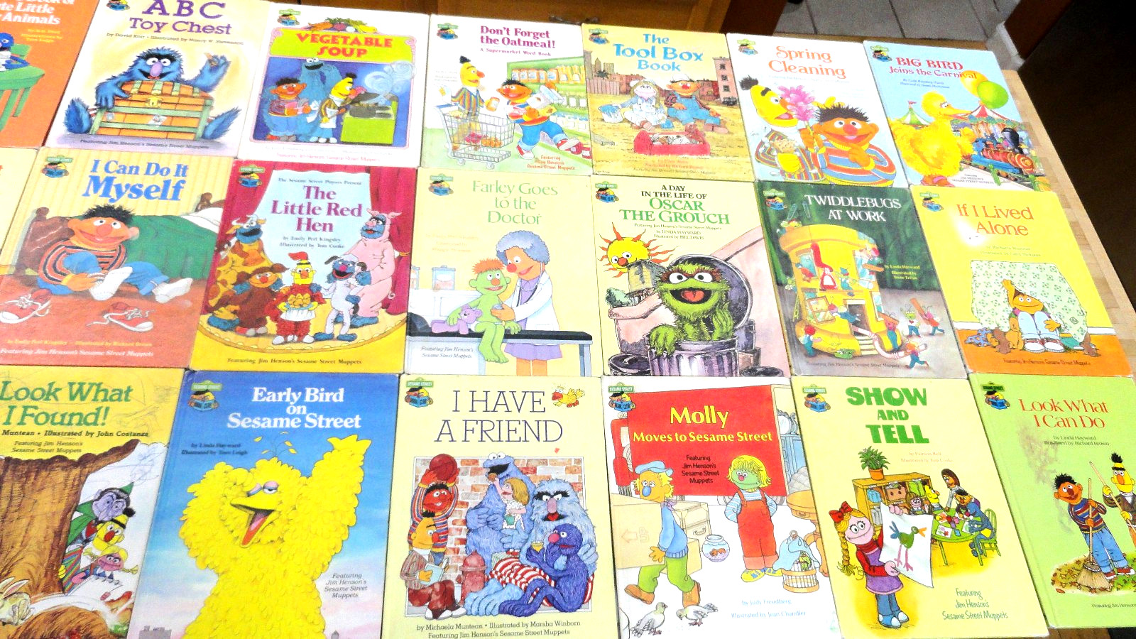 Sesame Street Book Club 1980’s Set of 26 Books See Below for Titles & Condition