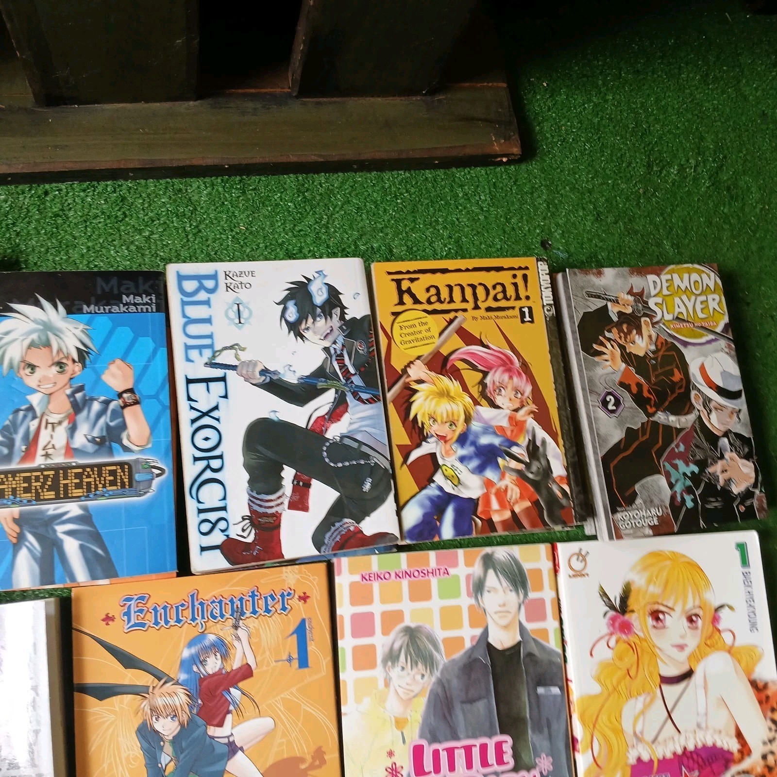 VTG LOT OF 31 MANGA BOOKS 2000S UP NICE LOT MIX UC READ DESCRIPTION