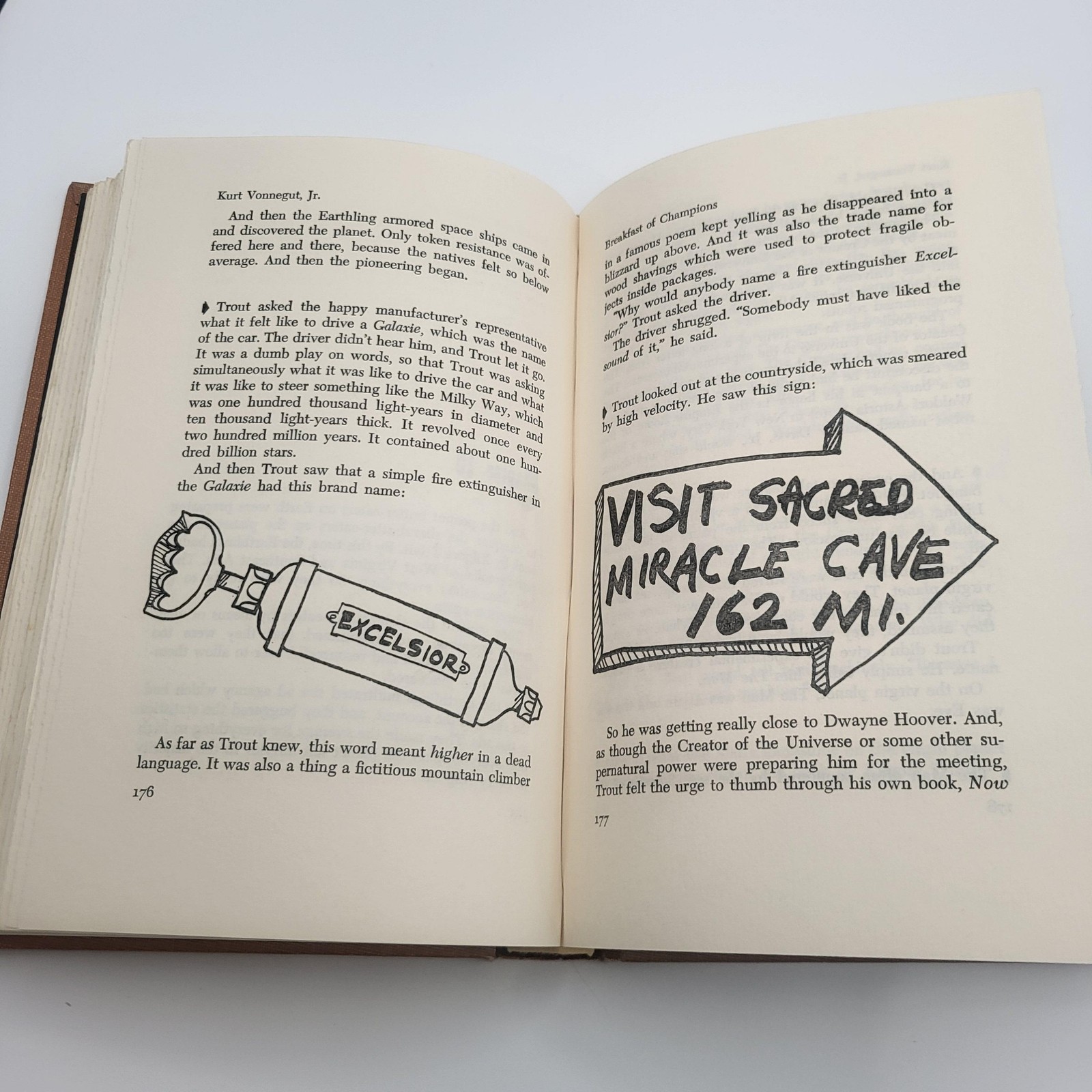 Vintage 1973 Breakfast Of Champions Kurt Vonnegut Jr HC Illustrated Novel