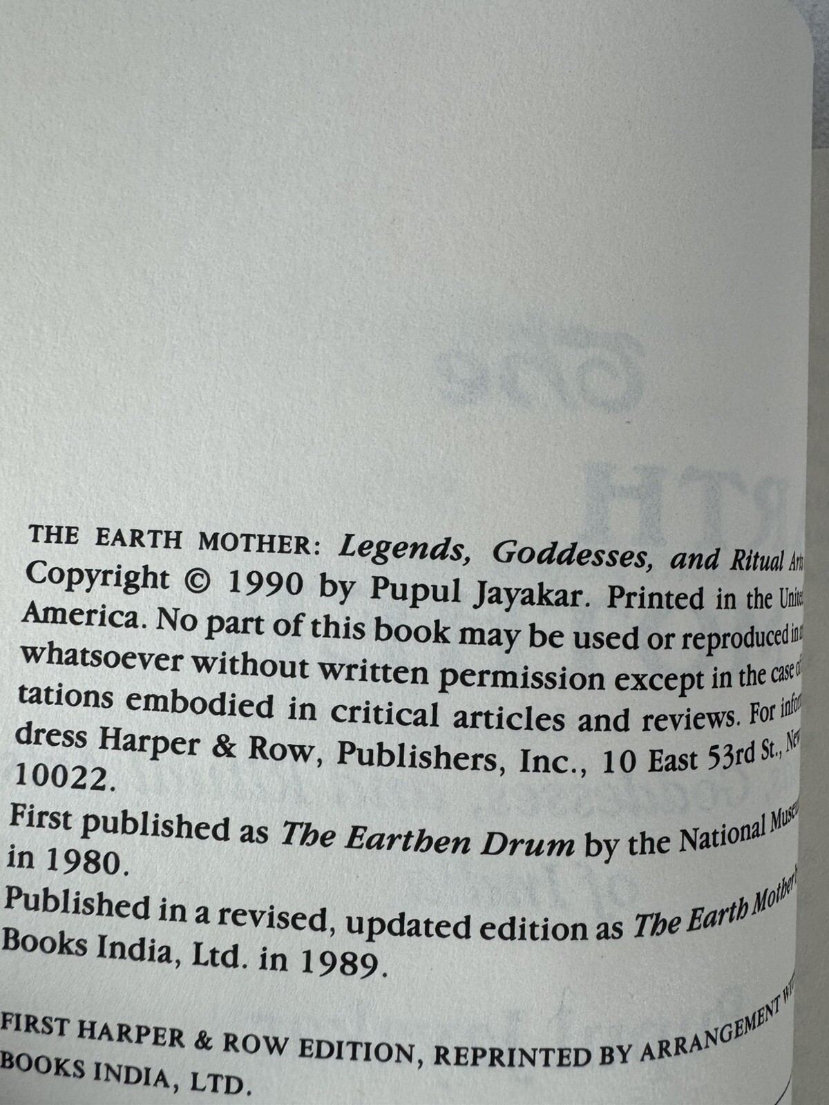 The Earth Mother : Legends, Goddesses and Ritual Arts of India Pu
