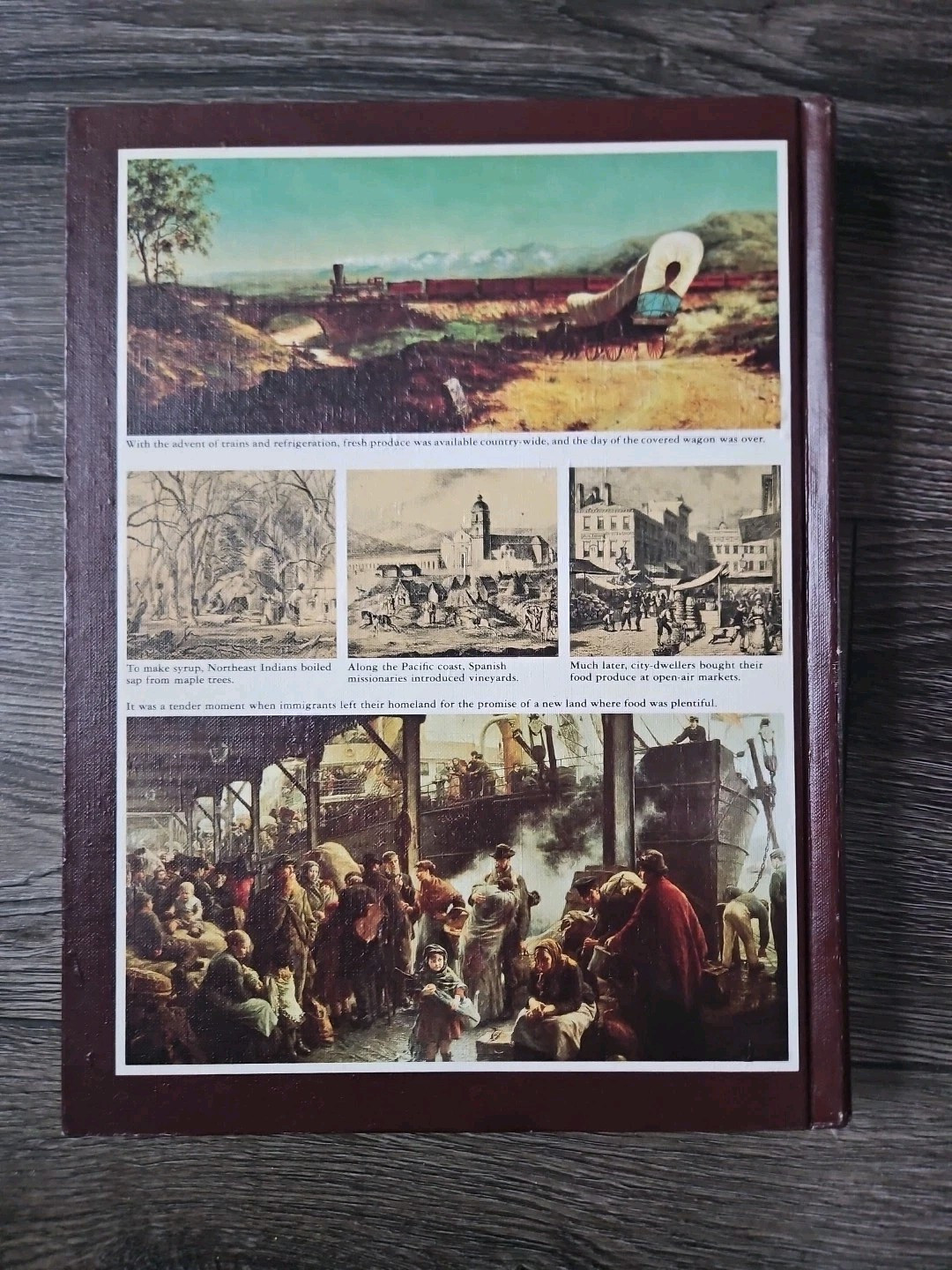 Heritage Cook Book Better Homes and Gardens 1975 Hardcover + Slipcover Gold Page