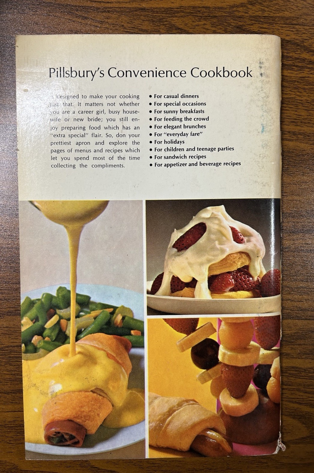 Pillsbury The Convenience Cookbook 171 recipes 26 Menus 96 pages VTG