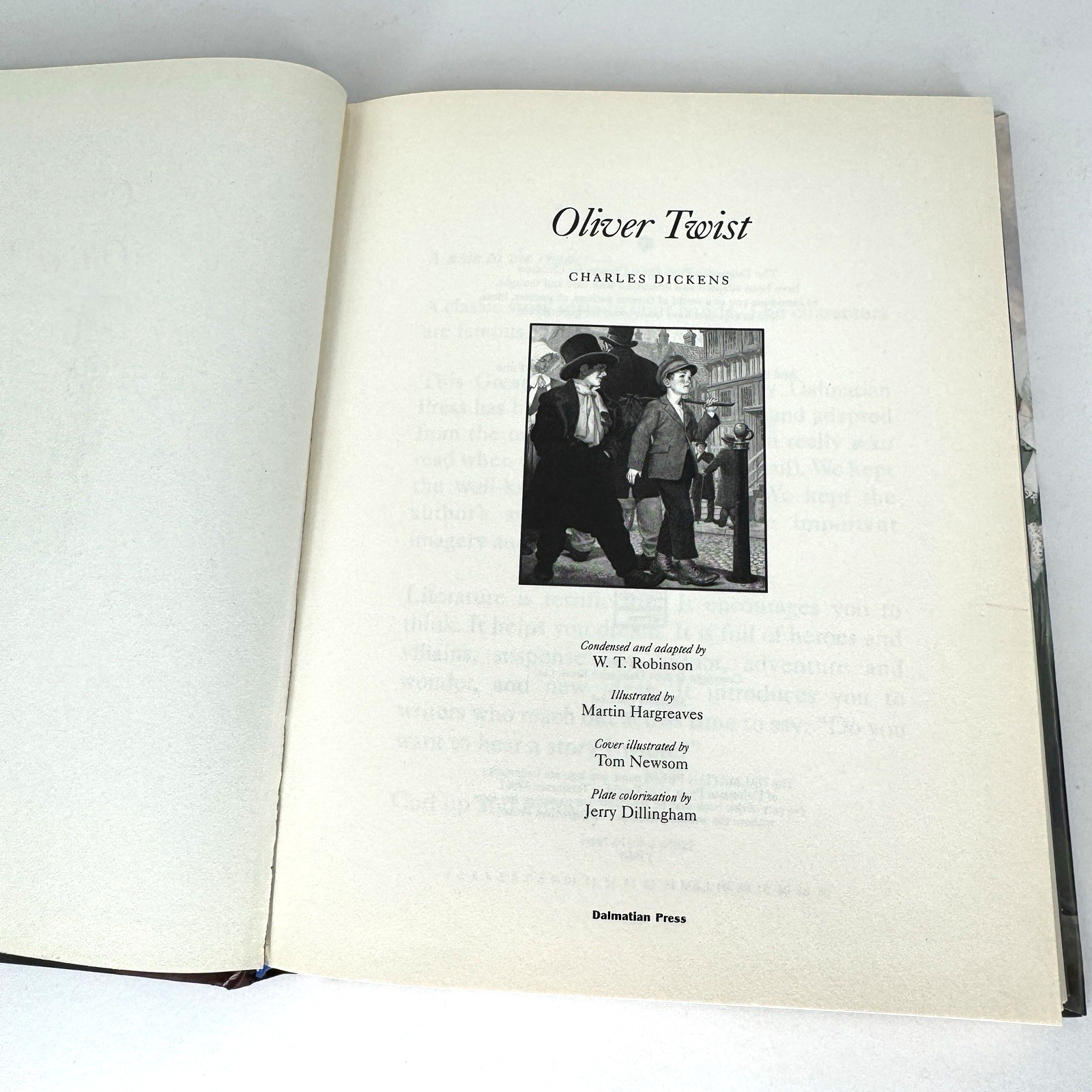 Oliver Twist – Charles Dickens The Great Classics for Children Hardcover Book