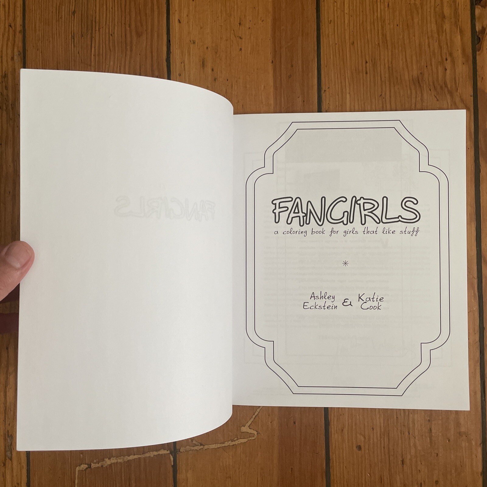 Fangirls: Coloring Book For Girls.. Ashley Eckstein, Katie Cook (My Little Pony)