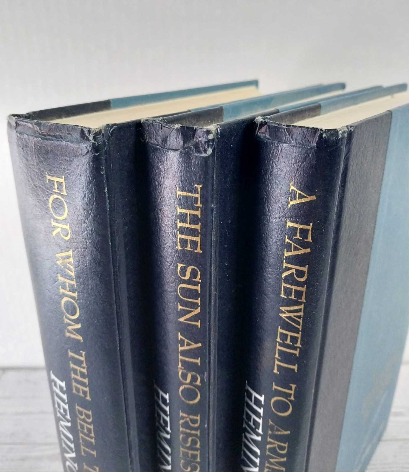 ERNEST HEMINGWAY☆ Scribners Collector’s HC Lot/Set of 3~ Farewell to Arms+ VGC