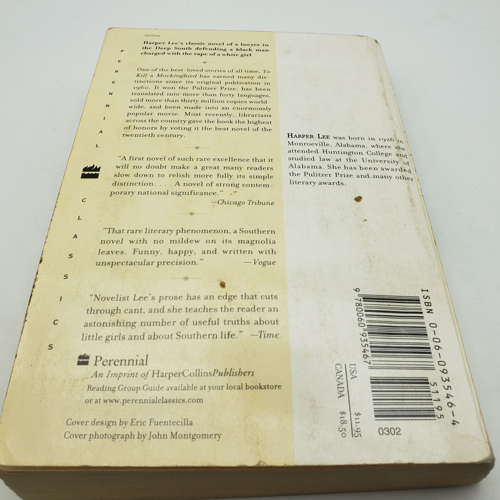 To Kill A Mockingbird By Harper Lee Paperback Perennial Classics Edition 2002