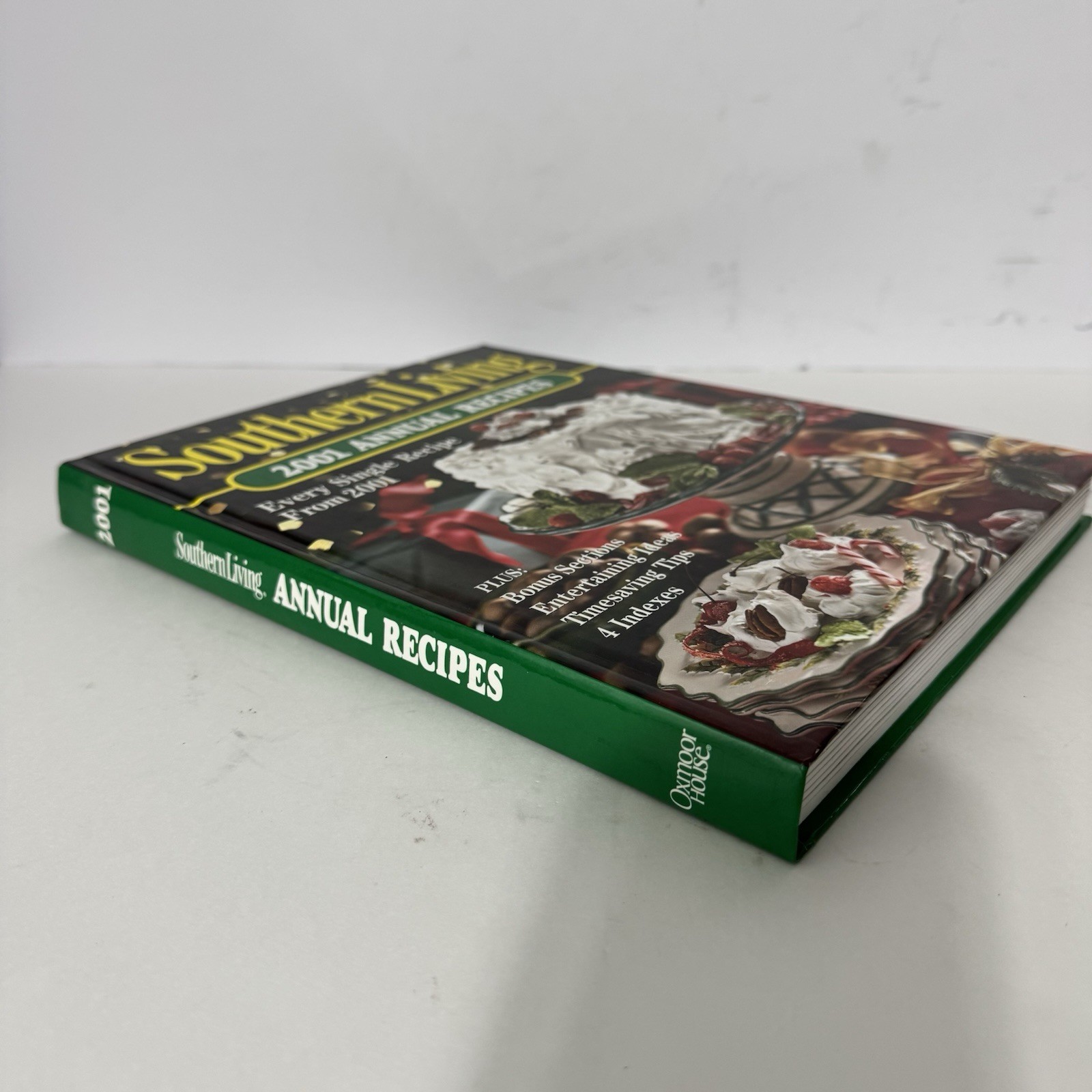 Southern Living 2001 Annual Recipes Cookbook -Every Recipe from 2001, 368 Pages