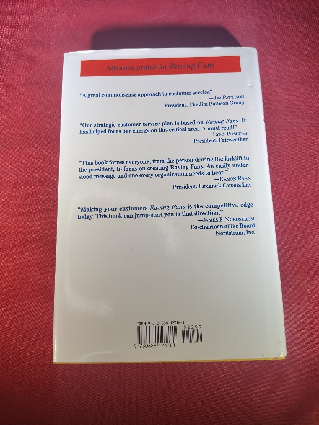 „Raving Fans,“ Hard Cover Book by Ken Blanchard & Sheldon Bowles, 138 Pages