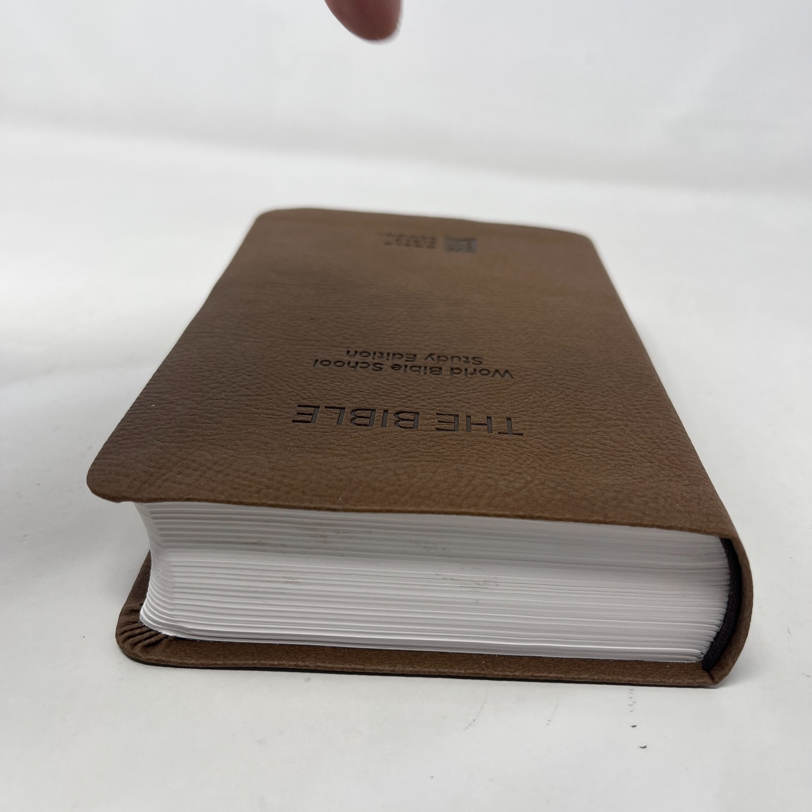 The Bible World Bible School Study Edition – Thomas Nelson 2018 NKJV Leather
