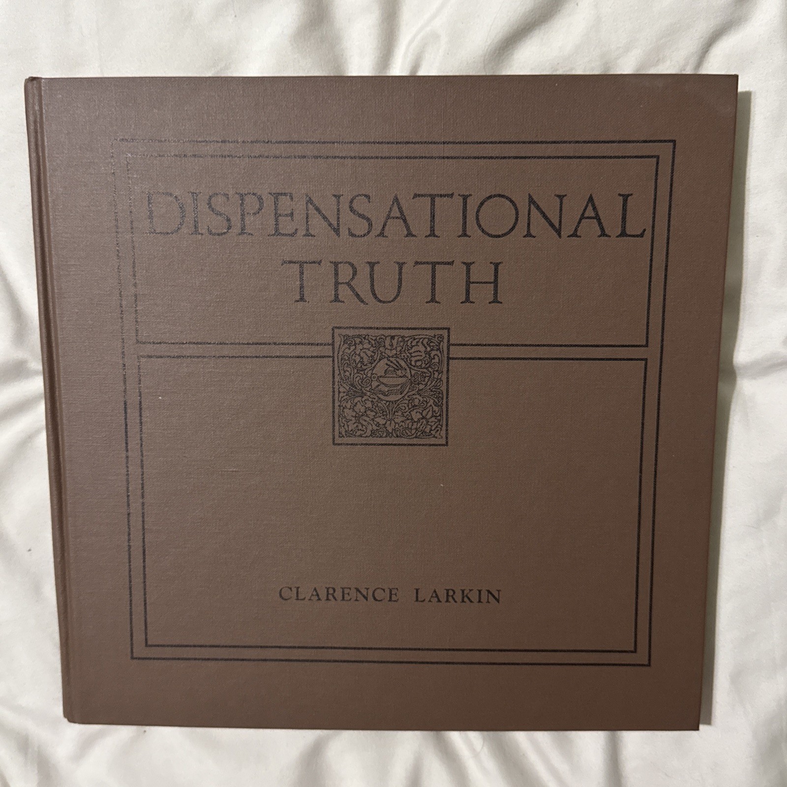 Dispensational Truth Clarence Larkin Enlarged Revised Edition Charts w/ DJ 1920