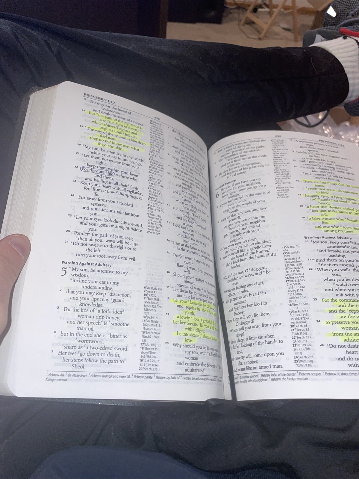 Holy Bible English Standard Version ESV Crossway 2001 Bonded LEATHER Black