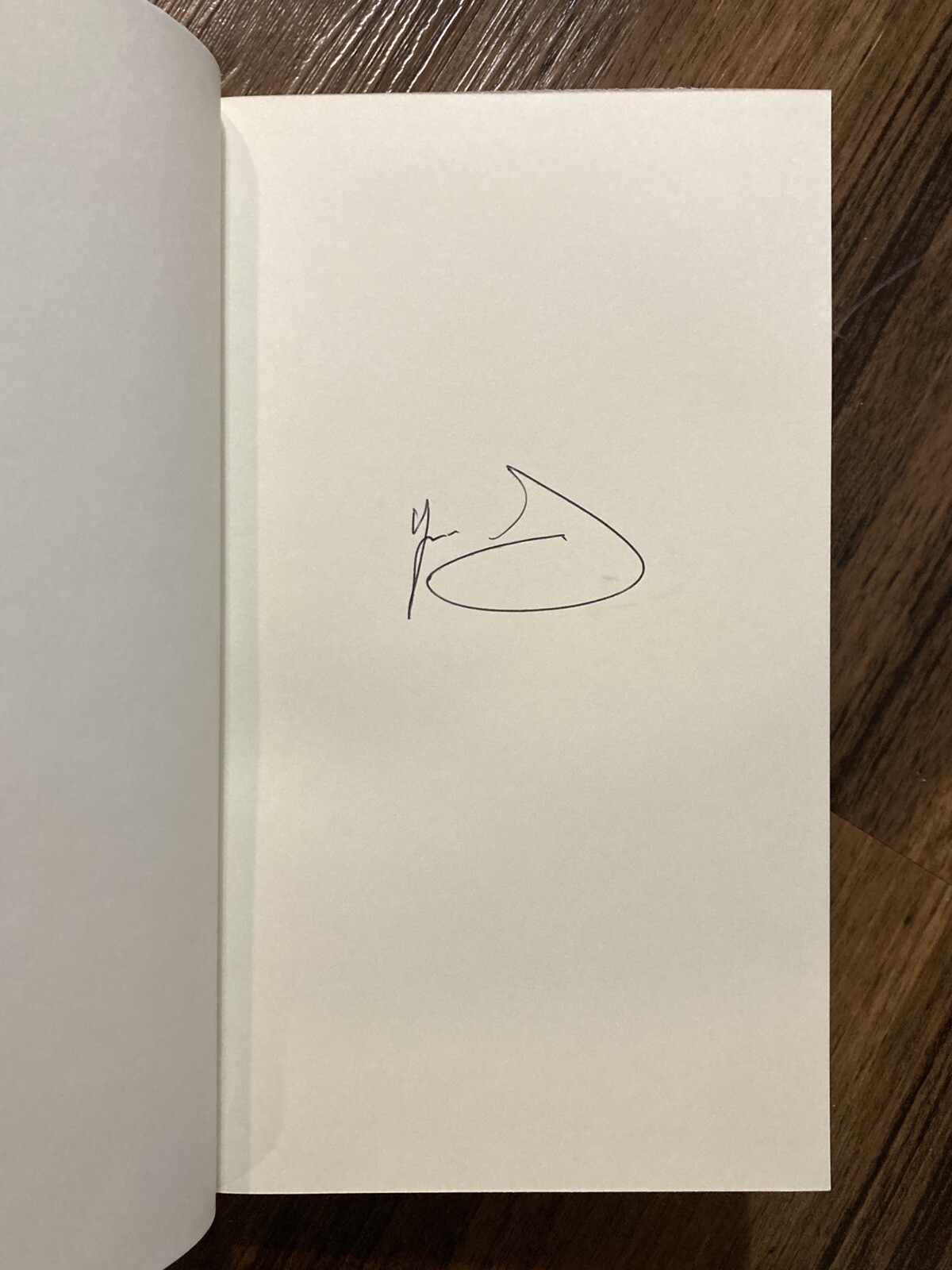 *Signed* Transcendent Kingdom – Yaa Gyasi (1st edition HC)