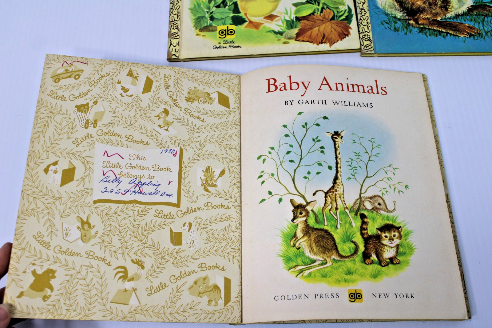 5 Vintage Little Golden Books- Baby Shower Gift Retro Nursery Cozy Kids‘ Stories