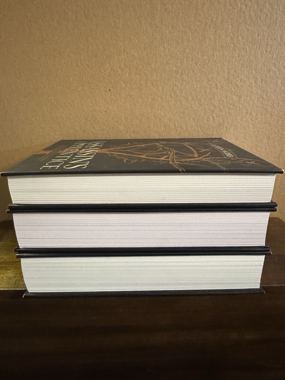 Farseer Trilogy (Assassin’s Apprentice, Royal, Quest) Hobb Illustrated HC