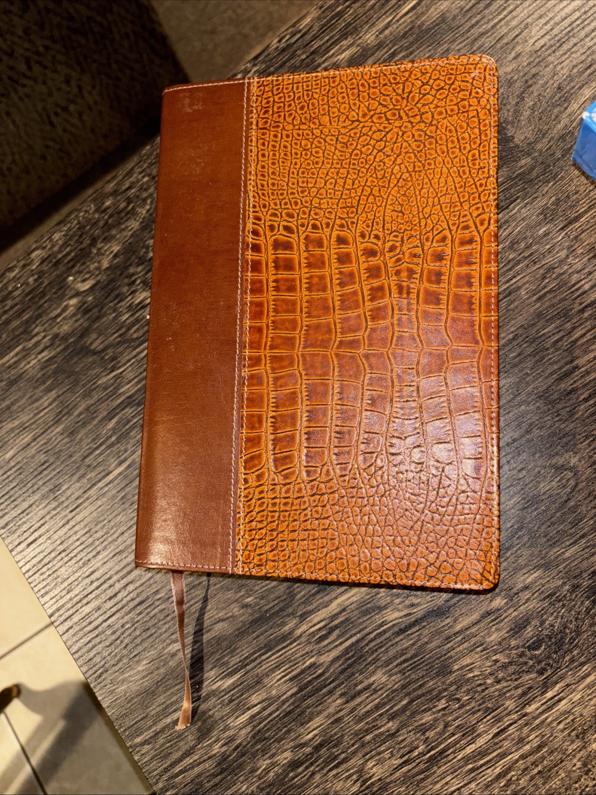 NIV Life Application Study Bible by Zondervan Staff (2004, Leather) Read Below