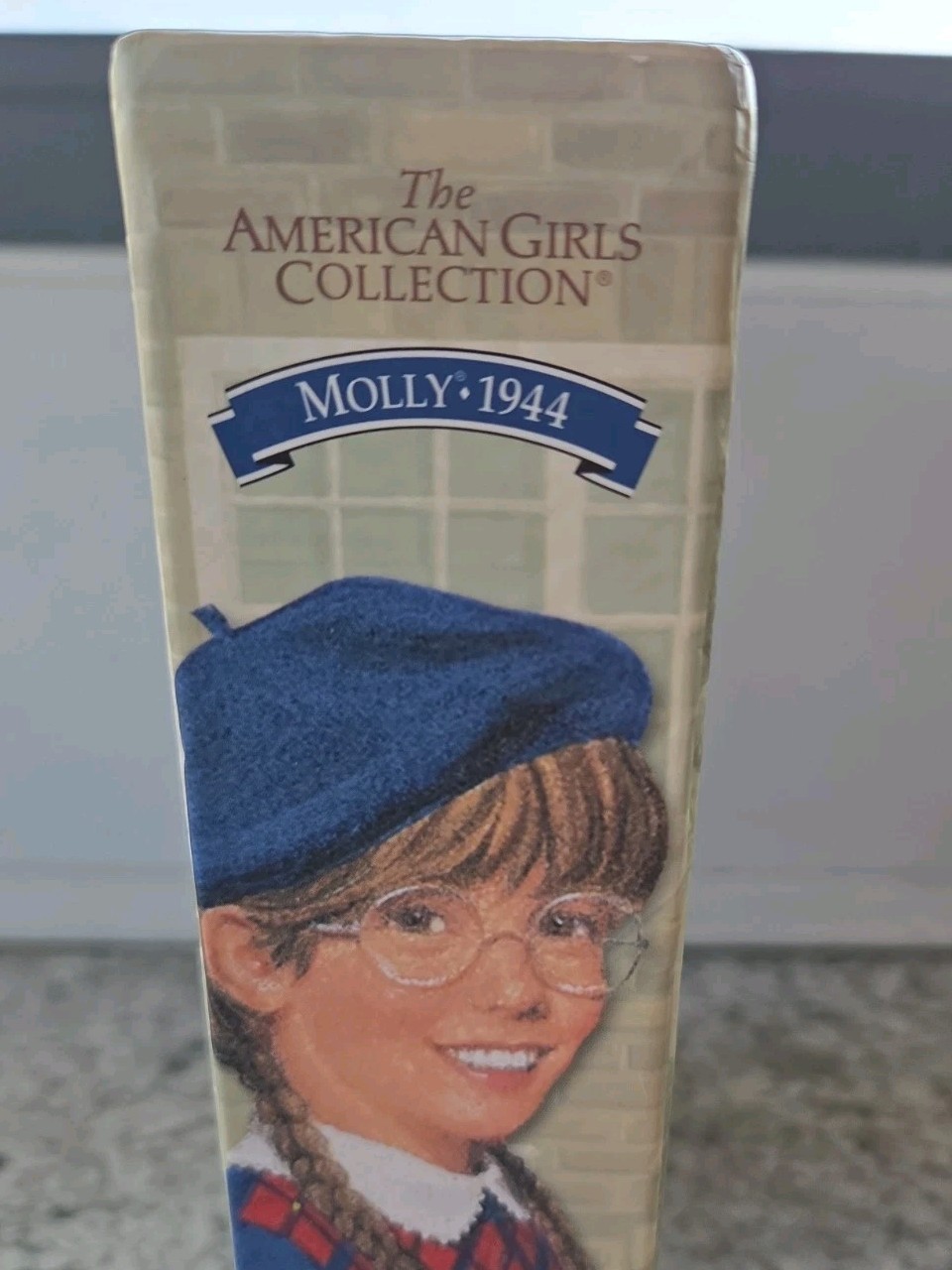 Molly 1944 – American Girl Collection Box Set Books 1- 6 *READ Description*