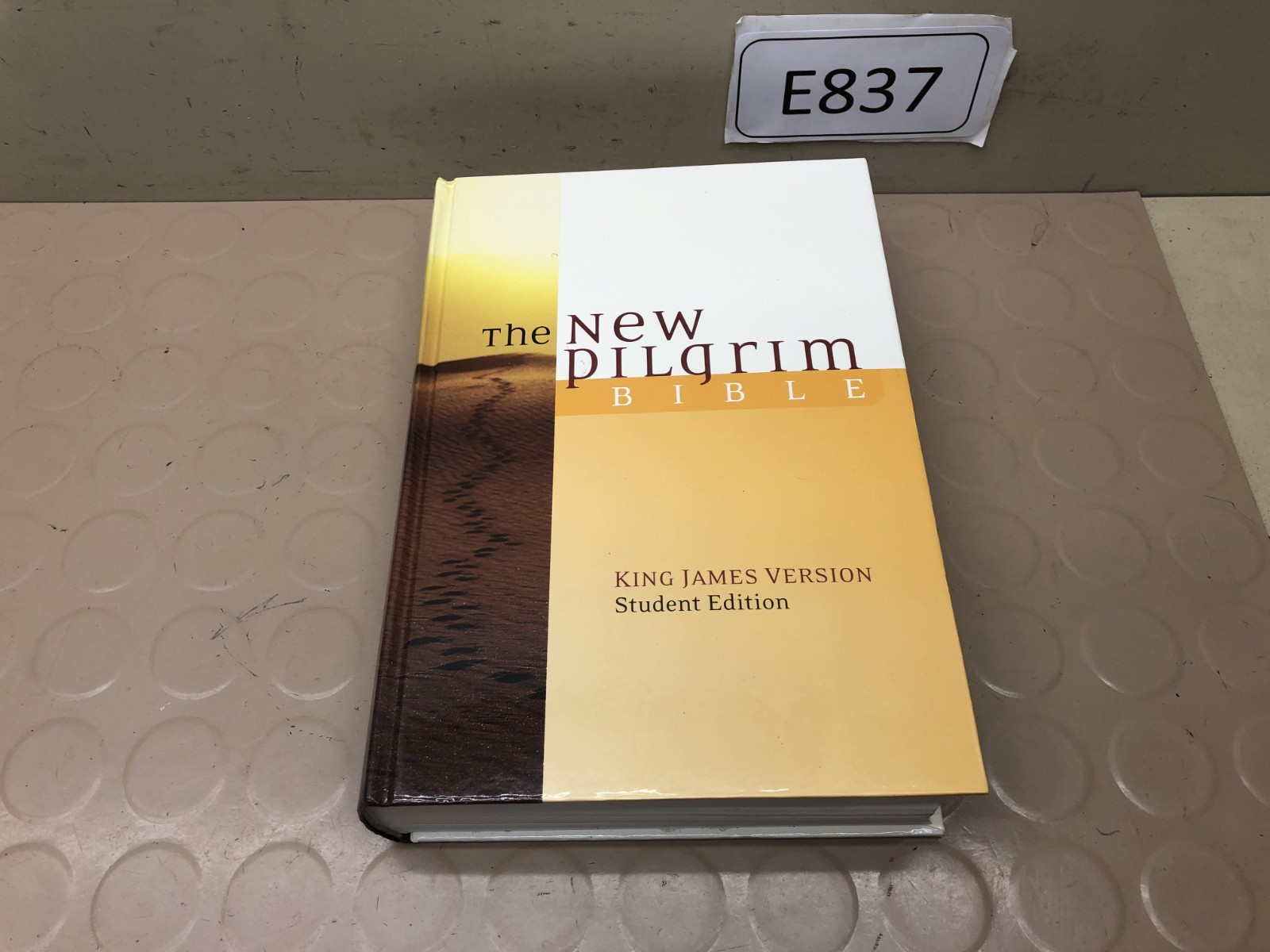 The New Pilgrim Bible King James Version Student Edition HB (Read Description)