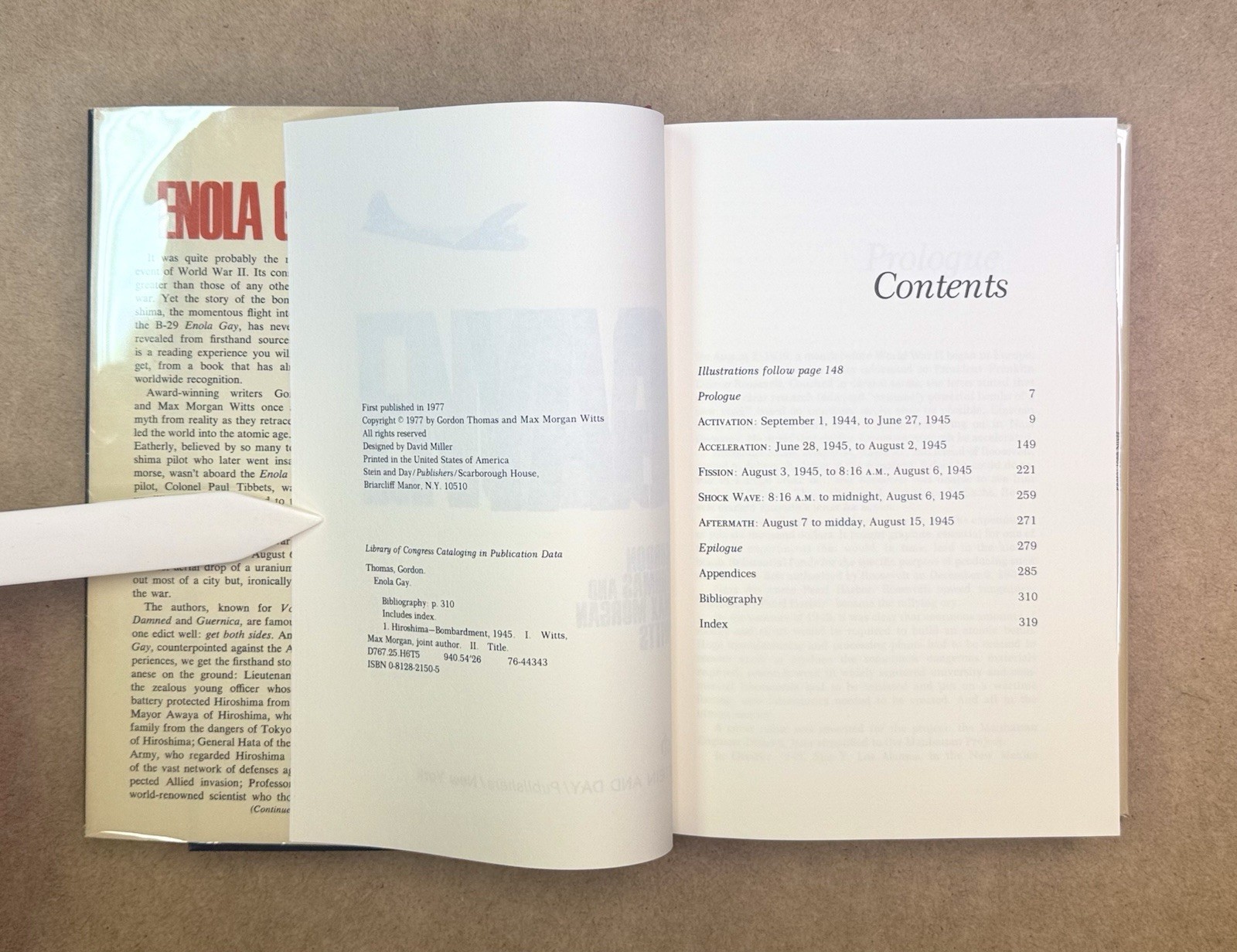 Enola Gay 1st Edition by Thomas & Witts 1977 HCDJVG+Mylar Jacket Cover