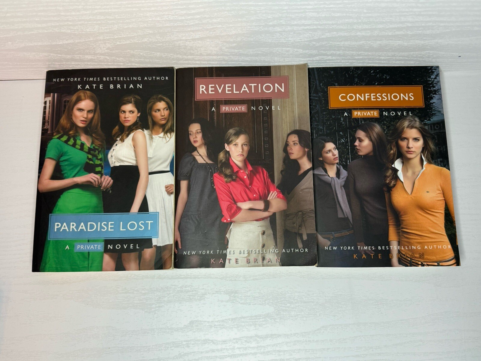 A Private Novel Kate Brian 1,2,3,4,8,9 + Prequel + Privilege Book 1. See Descrip