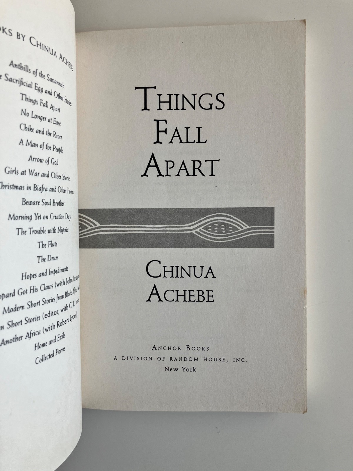 Things Fall Apart by Chinua Achebe, 1994 Paperback, Very Good+ Condition